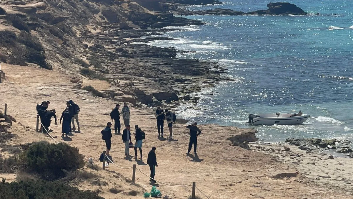 Intercepten 65 migrants en 4 embarcacions a Formentera en un sol dia