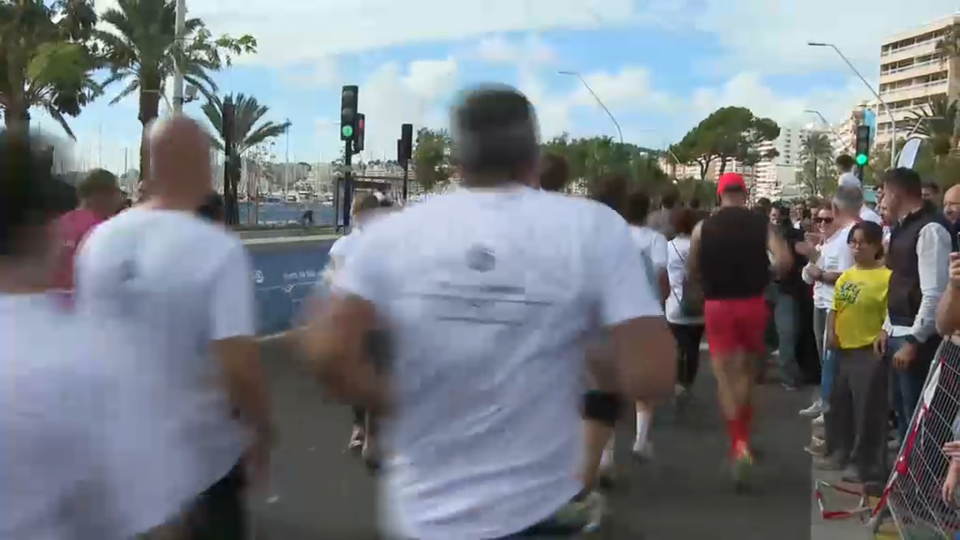 El+nou+passeig+Mar%C3%ADtim+de+Palma+acull+la+primera+cursa