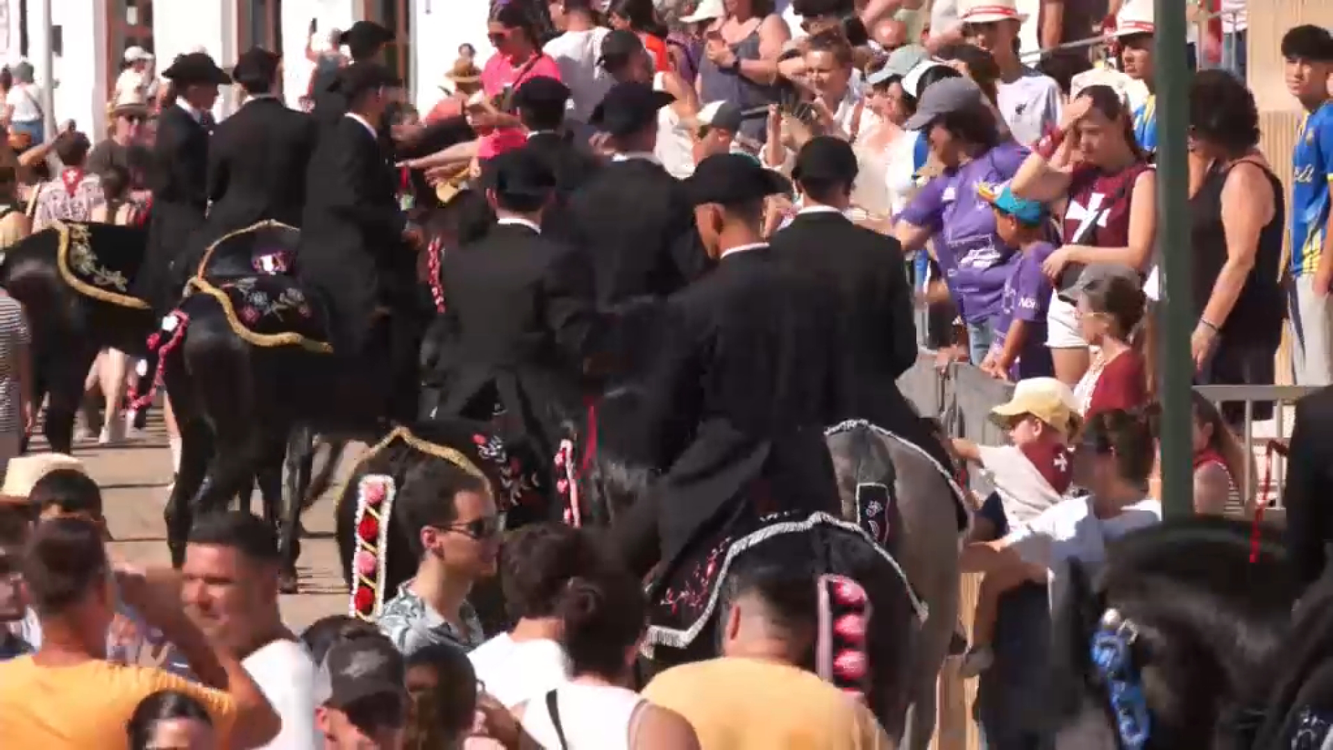 Segueix en directe el dia gros de Sant Joan de Ciutadella per IB3