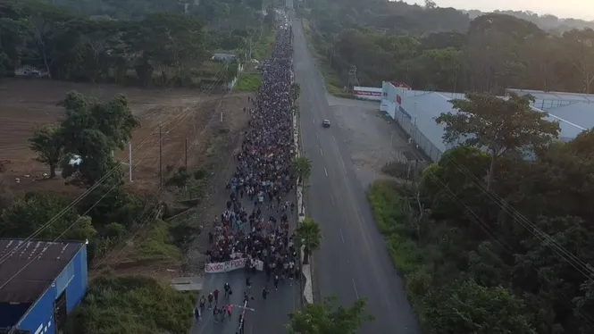 Surt cap als EUA una nova caravana de més de 10.000 migrants des del sud de Mèxic