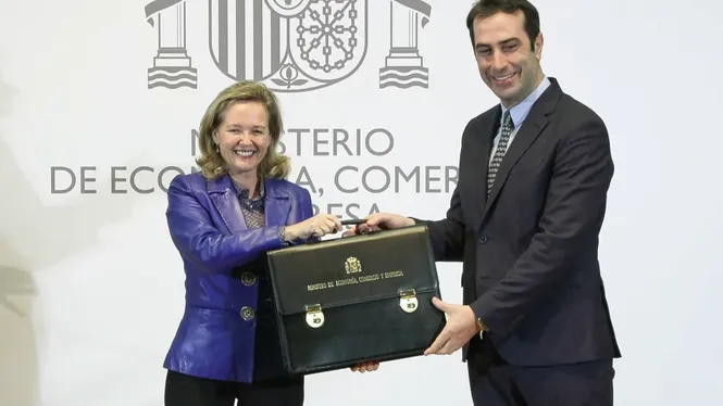 Carlos Cuerpo, nomenat ministre d’Economia i María Jesús Montero, nova vicepresidenta primera del Govern
