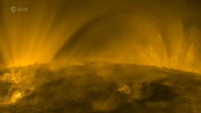 L’Agència Espacial Europea publica les imatges d’una erupció solar
