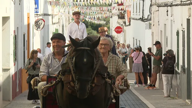 Es+Migjorn+Gran+celebra+la+seva+tradicional+desfilada+pagesa