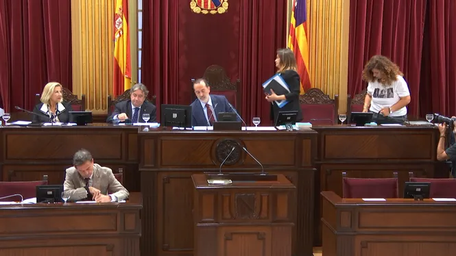 Le Senne vol modificar el reglament del Parlament perquè la Mesa “sigui més institucional”