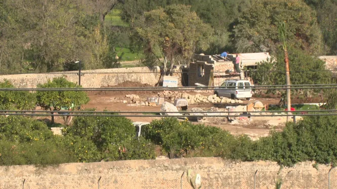 Investiguen la construcció d’una plaça de toros dins d’un agroturisme