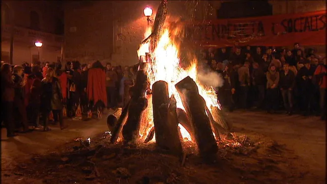 Els mallorquins que van als foguerons de Sant Antoni de Gràcia, a Barcelona