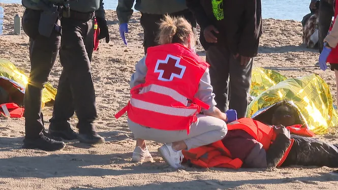 Amb hipotèrmia i almenys dos traslladats a l’Hospital per cremades