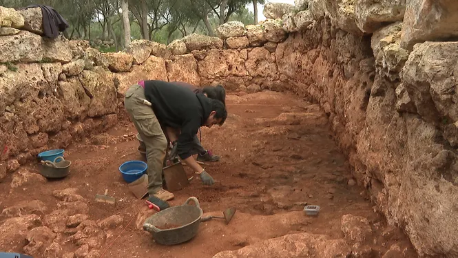 10 anys d’excavacions al jaciment des Turassot, a Costitx