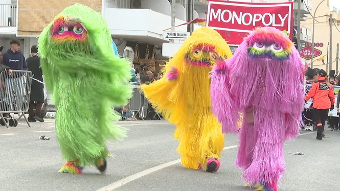 Més de mil participants a la rua de Carnestoltes de Sant Antoni de Portmany