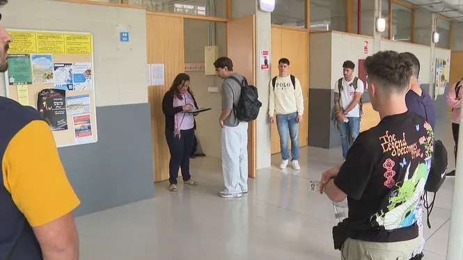 Concentració i nirvis a la UIB entre els aspirants a Policia Local