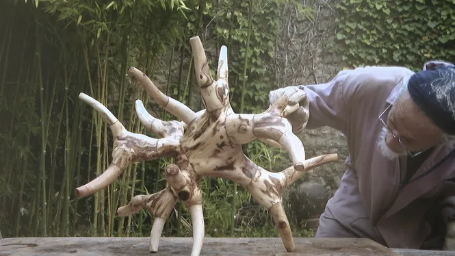L’exposició de l’artista japonès Hiroshi Kitamura, al centre Numa de Ciutadella