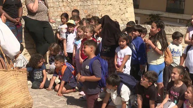 Els escolars escalfen els motors de l’Eivissa Medieval