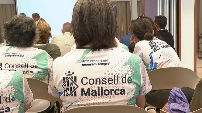 El+Consell+incrementa+les+estades+esportives+per+a+gent+gran+un+11%2525