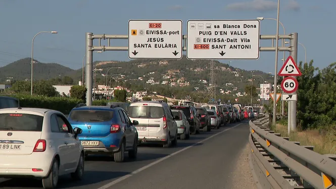 El+Consell+exclou+de+la+taxa+els+cotxes+que+ja+han+desembarcat+a+l%E2%80%99illa