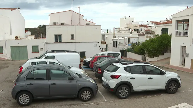 Queixes+as+Grau%2C+a+Ma%C3%B3%3A+els+vesins+demanen+restricci%C3%B3+d%E2%80%99entrada+de+turistes+al+nucli