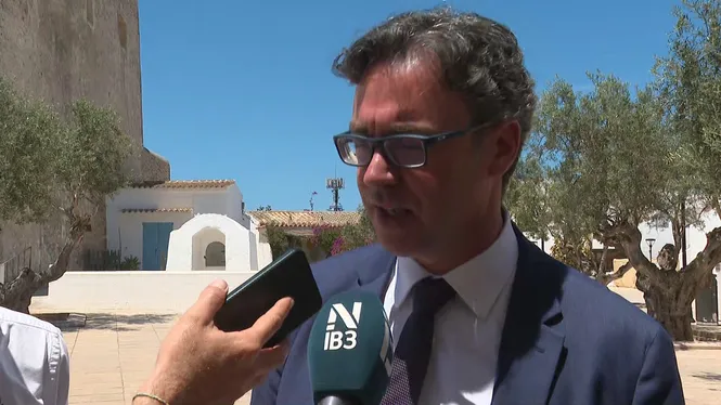 Antoni+Costa+reitera+el+suport+del+Govern+a+Formentera+pels+costos+de+la+migraci%C3%B3