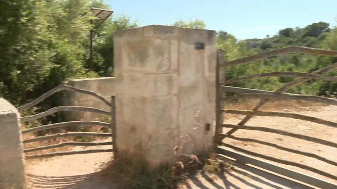 Es Migjorn acredita la titularitat pública del camí de Binigaus i es disposa a negociar amb la propietat