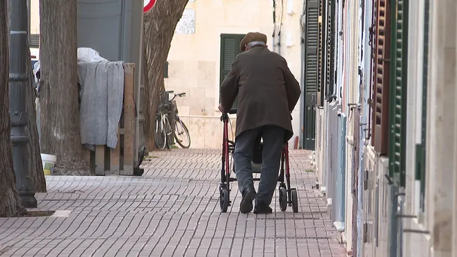 La+manca+de+personal+posa+en+dubte+la+posada+en+marxa+de+resid%C3%A8ncies+de+Menorca+encara+en+construcci%C3%B3