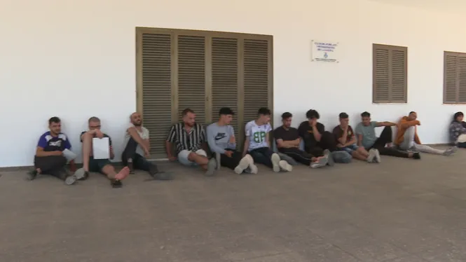 Quatre embarcacions amb 63 migrants han arribat aquest diumenge a les costes de les Balears
