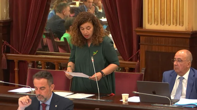 L’oposició carrega contra el Govern pel pacte de pressuposts amb Vox