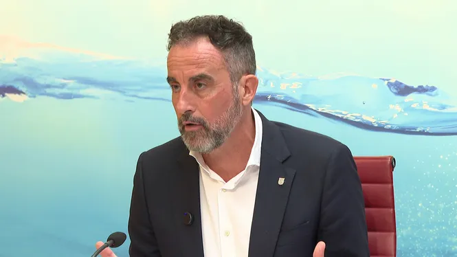 “És un bus especial que contribueix a tot el contrari de massificar”, la resposta del Govern a l’Ajuntament de Ciutadella