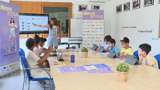 Formar els més joves en l’ús de les noves tecnologies