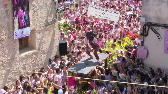 La festa del Much de Sineu clama contra la massificació turística i en favor del poble palestí