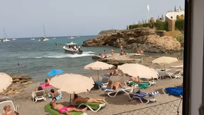 El petit moll de Cala Xarraca es fa servir com port il·legal