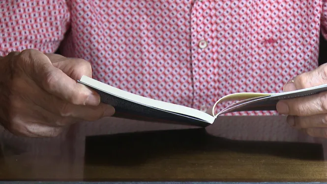 Un viatge poètic ‘Entre dues fosques’, el nou llibre de Vidal Ferrando