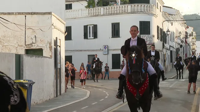 Es Mercadal celebra les festes de Sant Nicolau, les darreres de l’estiu