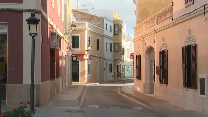 Finestreta única: el 12% dels pisos turístics il·legals notificats pel Ministeri a les plataformes són a Ciutadella