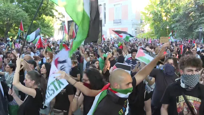 Les protestes propalestines aturen la Vuelta en l’etapa final al centre de Madrid
