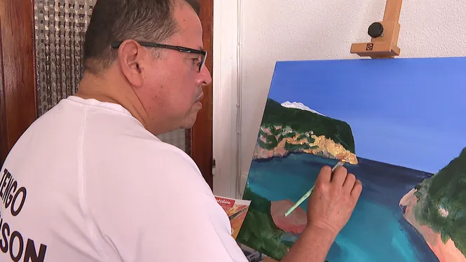 El Parkinson a color: la lluita de Richard Douglas pren forma a Menorca