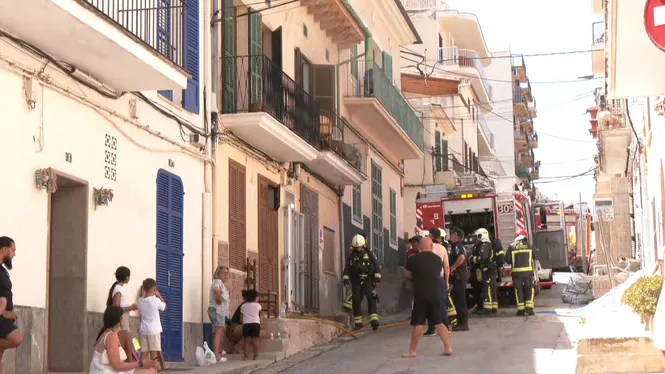 Incendi a una casa de Porto Cristo amb una dona i una nina afectades