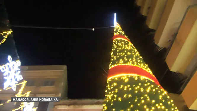 Llums+al+carrer+i+betlems+per+anunciar+el+Nadal