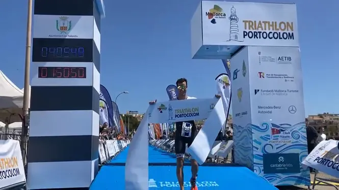 Mario Mola agafa sensacions al triatló de Portocolom