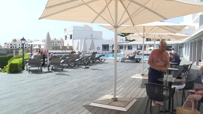 Els+hotels+de+Menorca+comencen+el+juliol+amb+una+ocupaci%C3%B3+del+95%2525