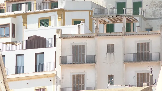 Llogar+un+habitatge+a+Eivissa%3A+maldecap+per+a+propietaris+i+llogaters