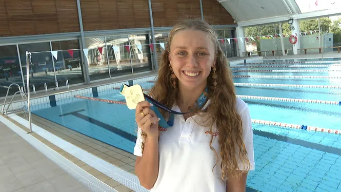 Natalia Amengual, reina juvenil de la natació sincronitzada