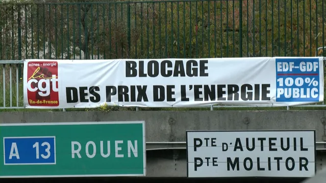 Continuen els bloquejos a les refineries de França per la manca d’acords entre la CGT i TotalÉnergies