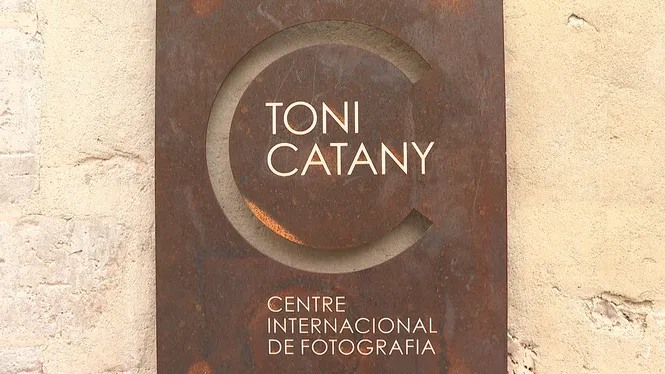 S%26apos%3Binaugura+el+Centre+Internacional+de+Fotografia+Toni+Catany
