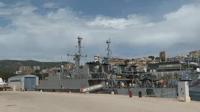 300 persones han visitat sis bucs de l’Armada atracats a Porto Pi