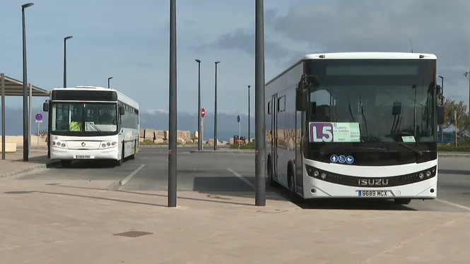 Formentera amplia el servei de transport públic amb autobús durant tota la temporada