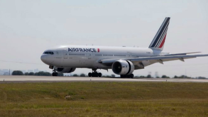Air France cancel·larà aquest dimarts el 30%25 dels seus vols per una vaga