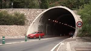 Les barreres del Túnel de Sóller s’obren abans d’hora