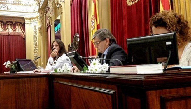 El+3-O+al+Parlament%3A+margalides+blanques+i+l%E2%80%99actuaci%C3%B3+policial+de+Catalunya%2C+a+debat