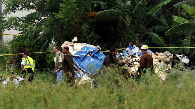 Tres supervivents en l’avió estavellat a prop de l’aeroport de l’Havana