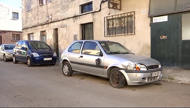 Proliferen+els+cotxes+abandonats+als+carrers+de+Manacor