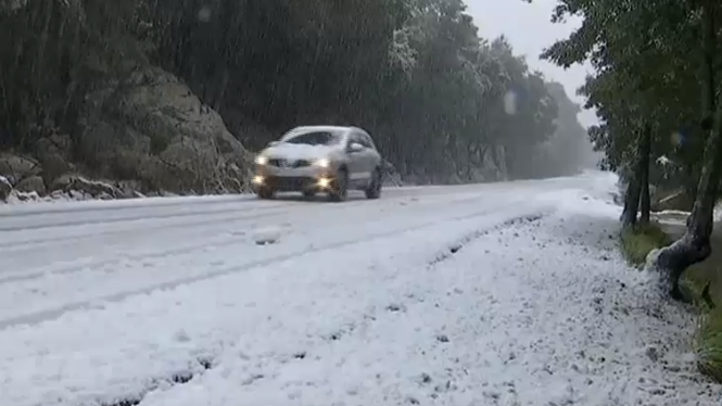 Tornen a obrir la carretera de la Serra després d’haver estat tancada per la neu