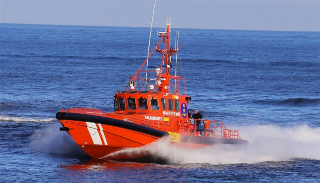 Avís urgent per a navegants d’Espanya, França, Itàlia, Algèria i el Marroc: Perdut un veler de 12 m amb un tripulant